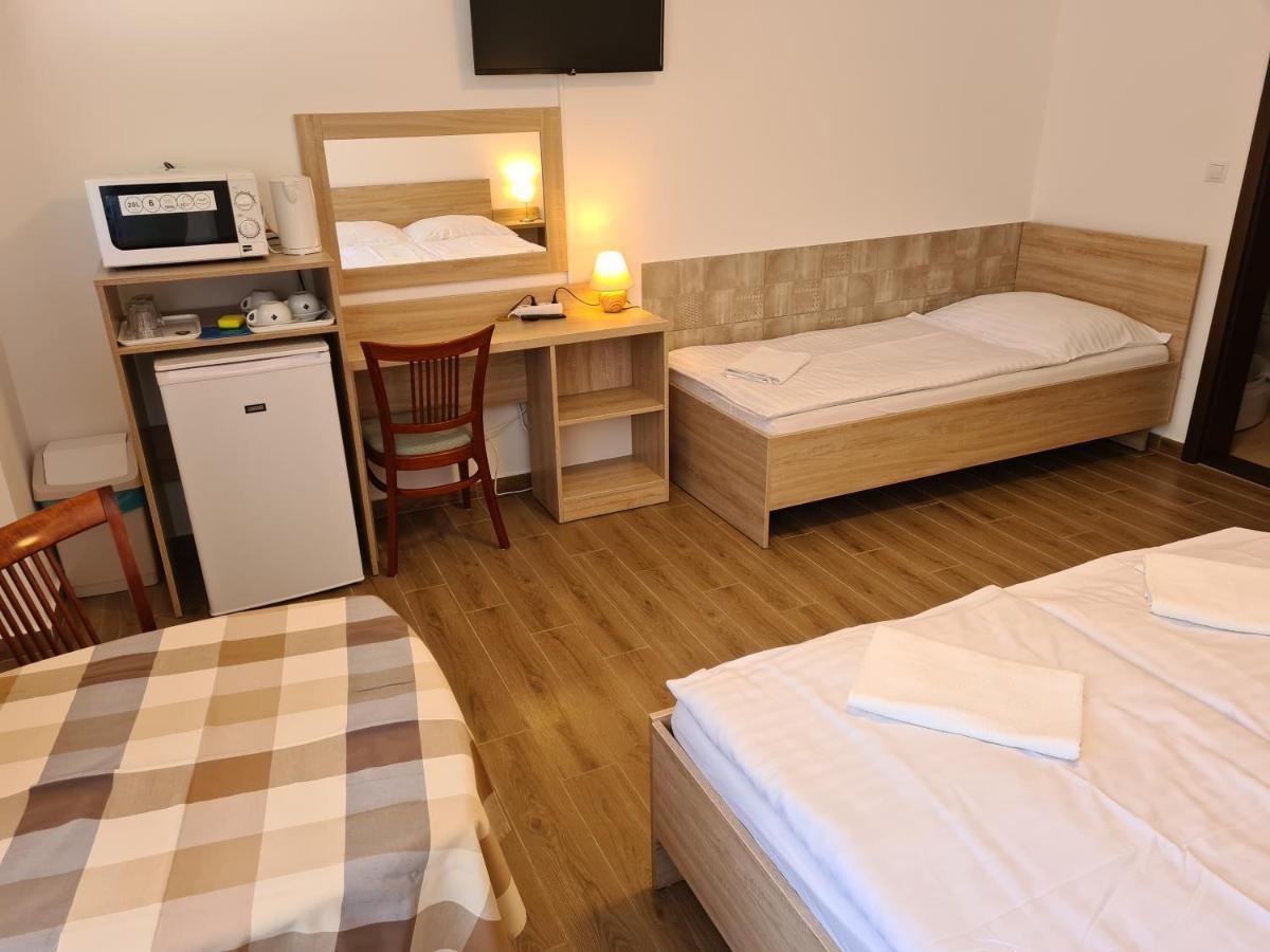 Tancsics Vendeghaz Hotel Siófok Cameră foto
