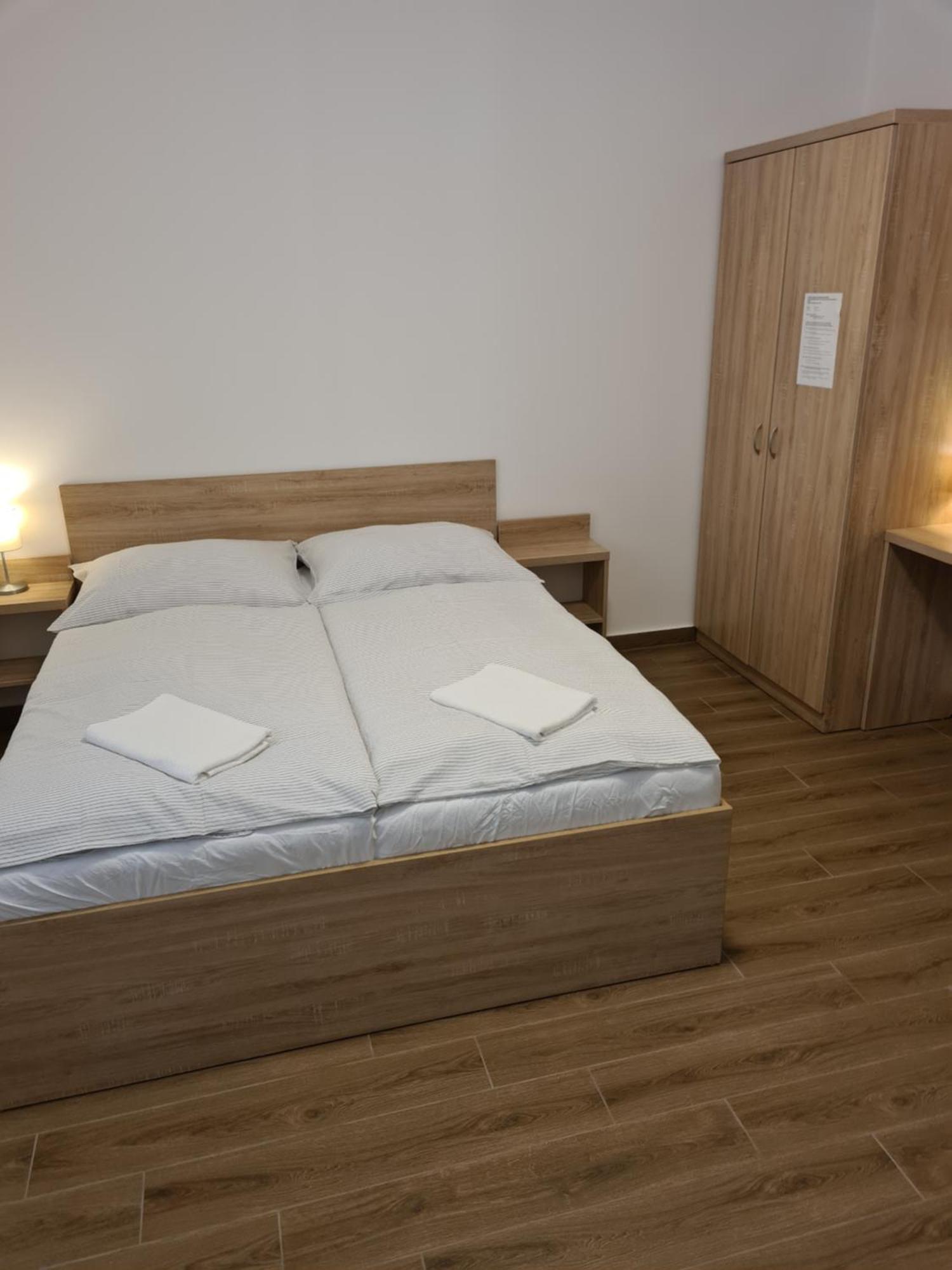 Tancsics Vendeghaz Hotel Siófok Cameră foto